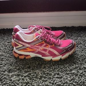 Asics GT- 1000 Shoes